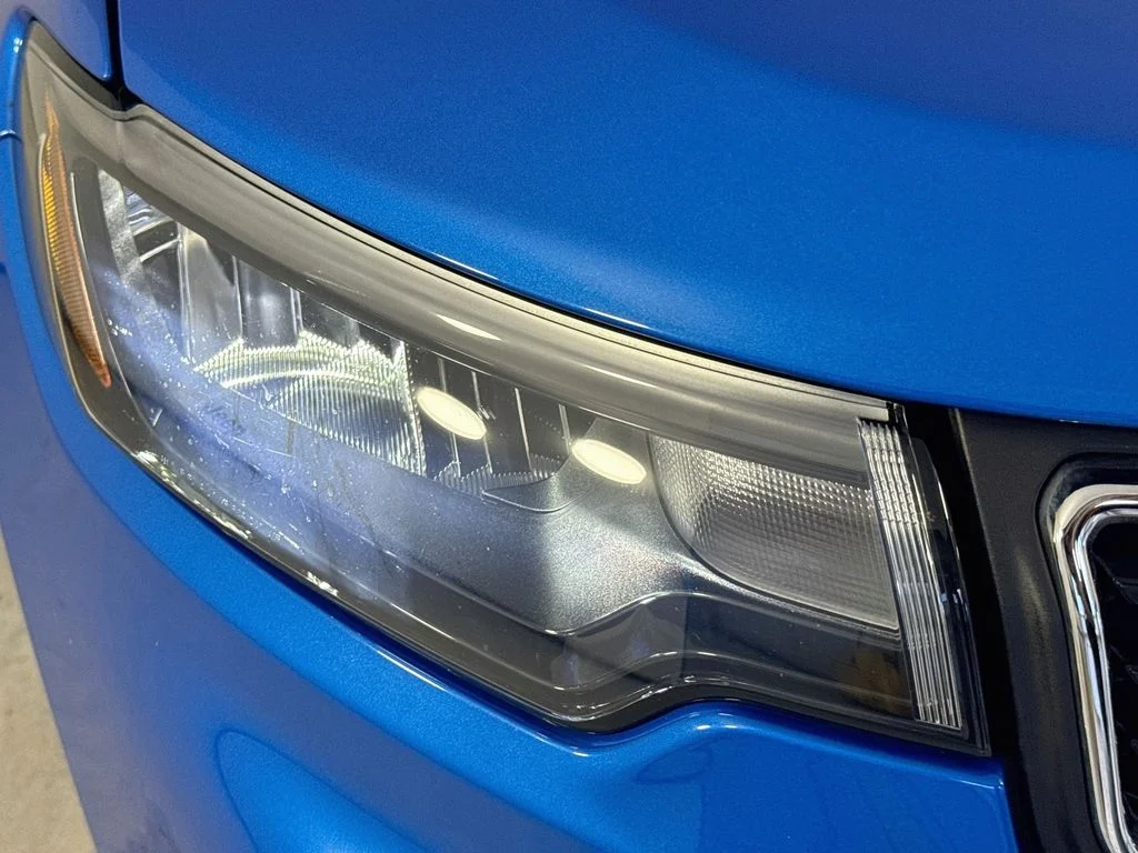 Used 2025 Blue Jeep Latitude image 36