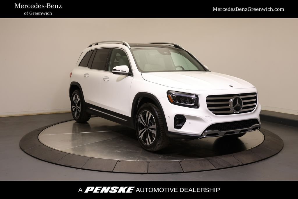 2026 Mercedes-Benz GLB GLB 250 4MATIC's photo