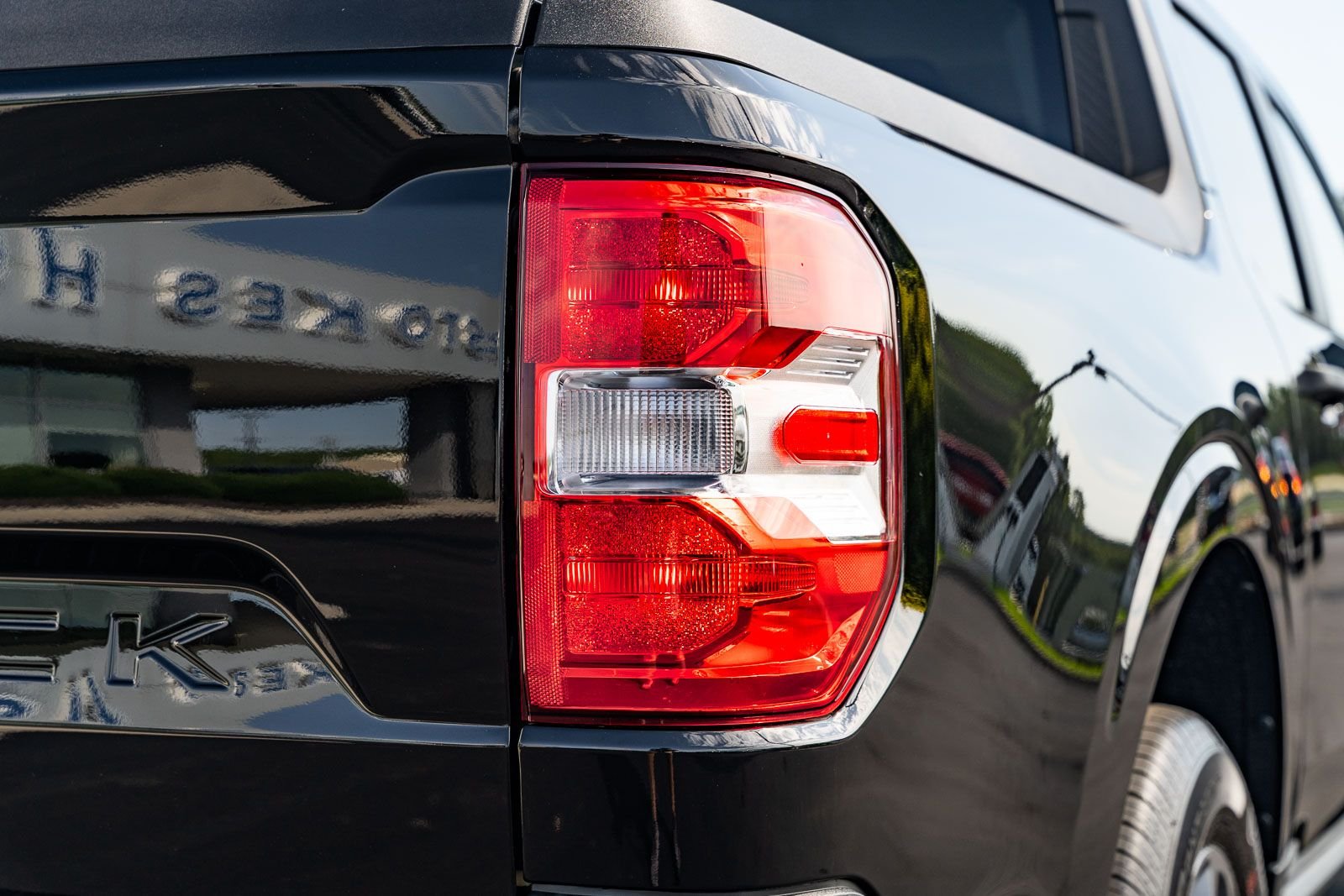 New 2026 Shadow Black Ford XLT image 10