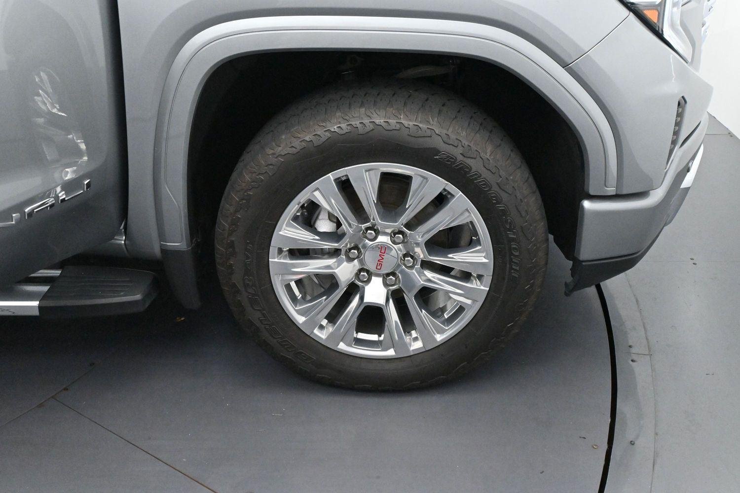 Used 2024 Sterling Metallic GMC Denali image 37