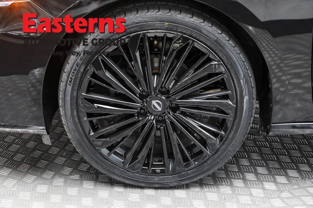 Used 2023 Black Nissan 2.5 SL image 31