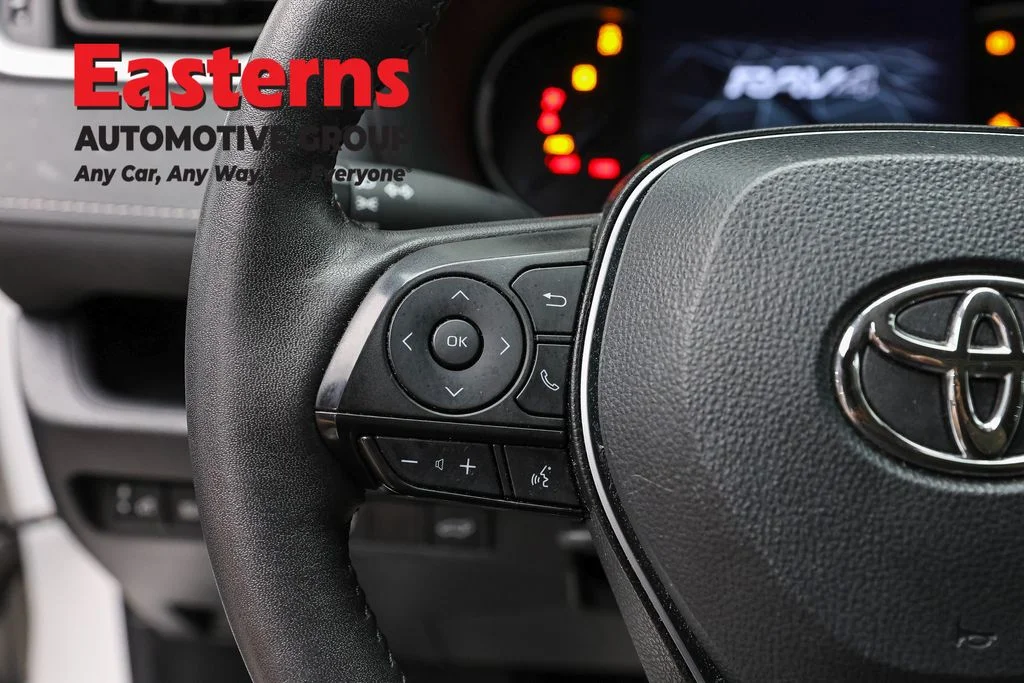 Used 2024 White Toyota XLE image 15