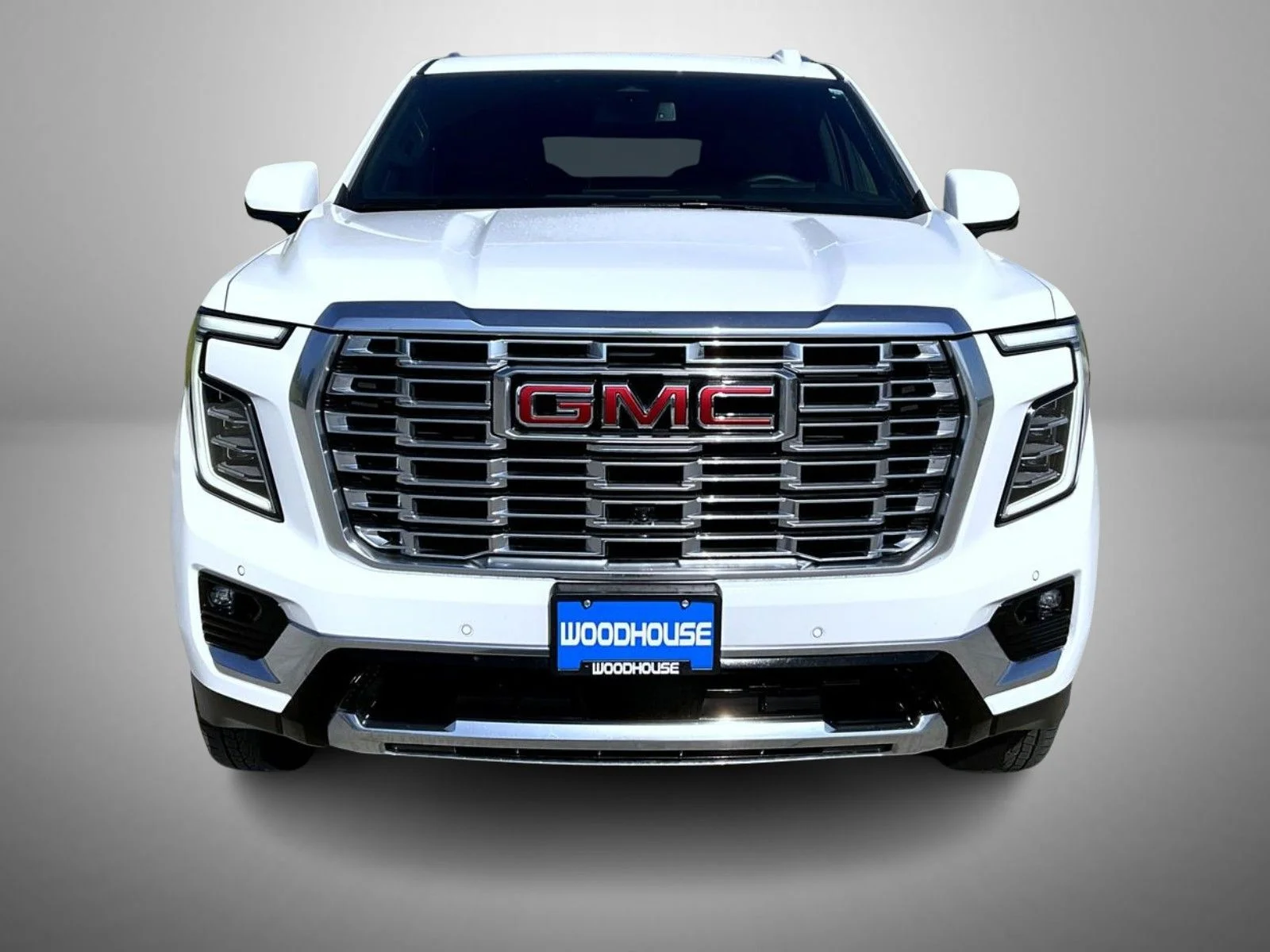 Used 2025 White GMC Denali image 2
