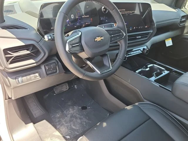 New 2026 Summit White Chevrolet LT - Extended Range image 18
