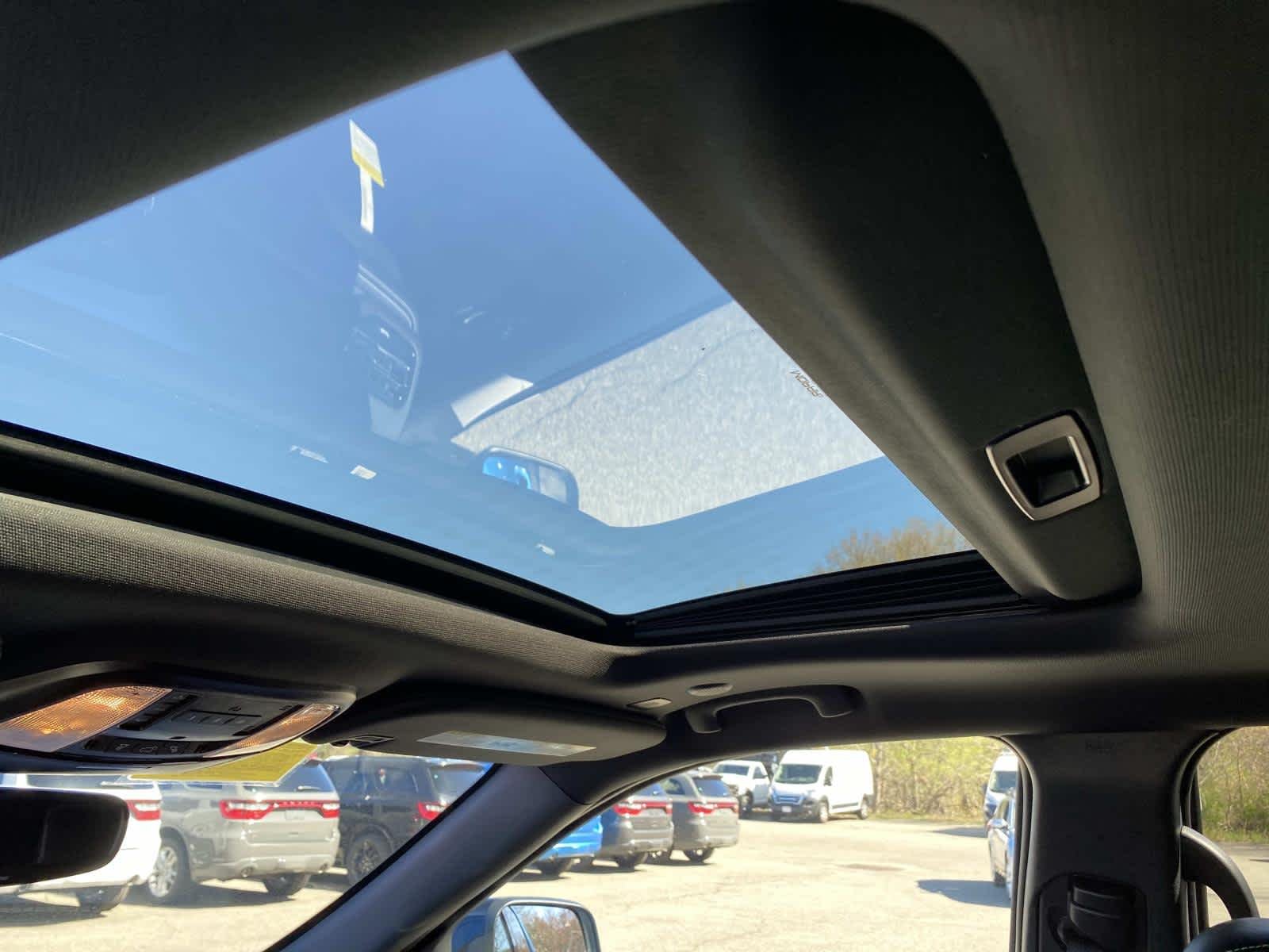 New 2026 B5 Blue Exterior Paint Dodge SRT Hellcat image 10