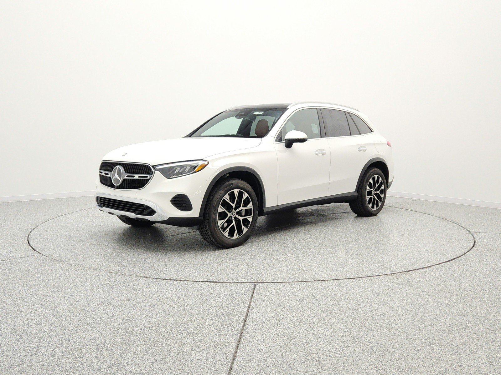 2026 Mercedes-Benz GLC GLC 350e 4MATIC's photo