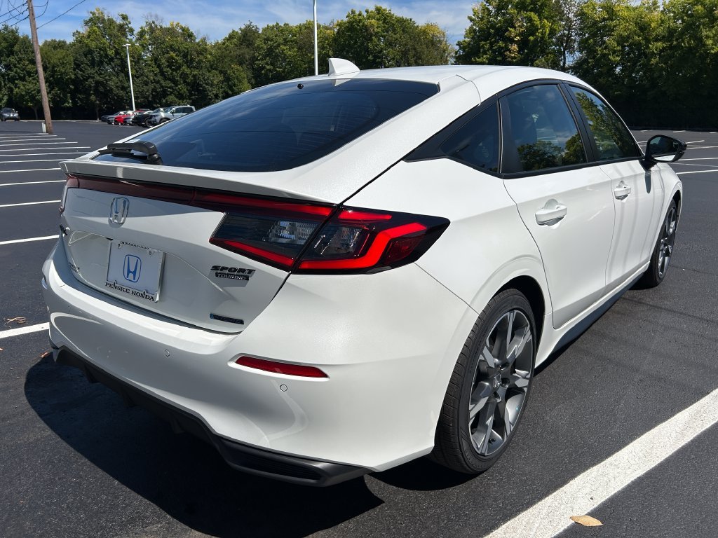New 2026 Platinum White Pearl Honda Sport Touring image 5