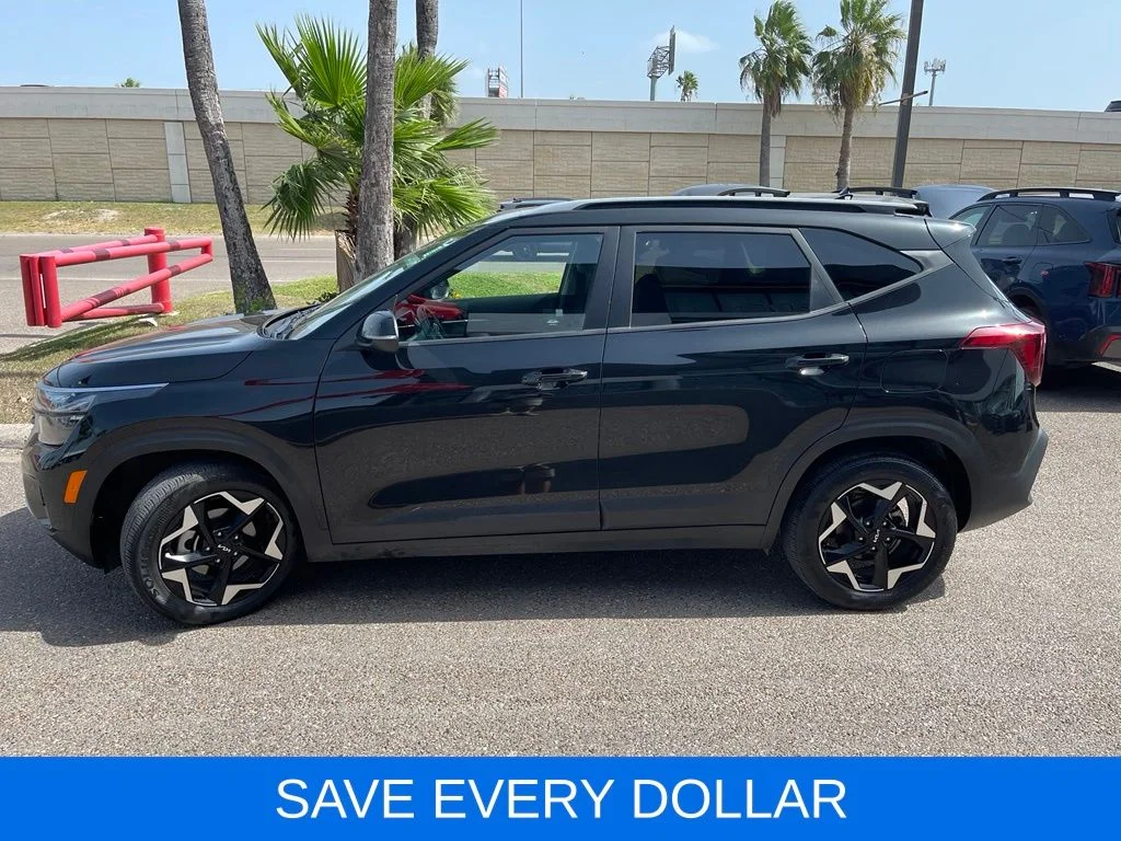 Used 2025 Black Kia S image 3