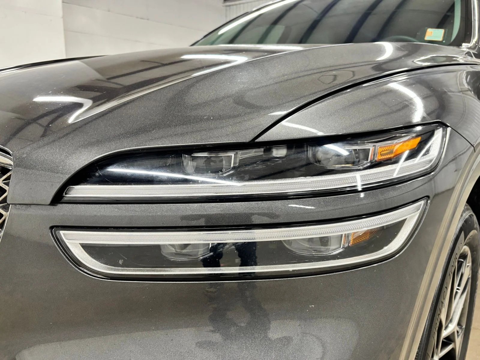 Used 2022 Gray Genesis 2.5T image 9