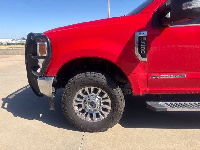 Used 2022 Red Ford XLT image 9