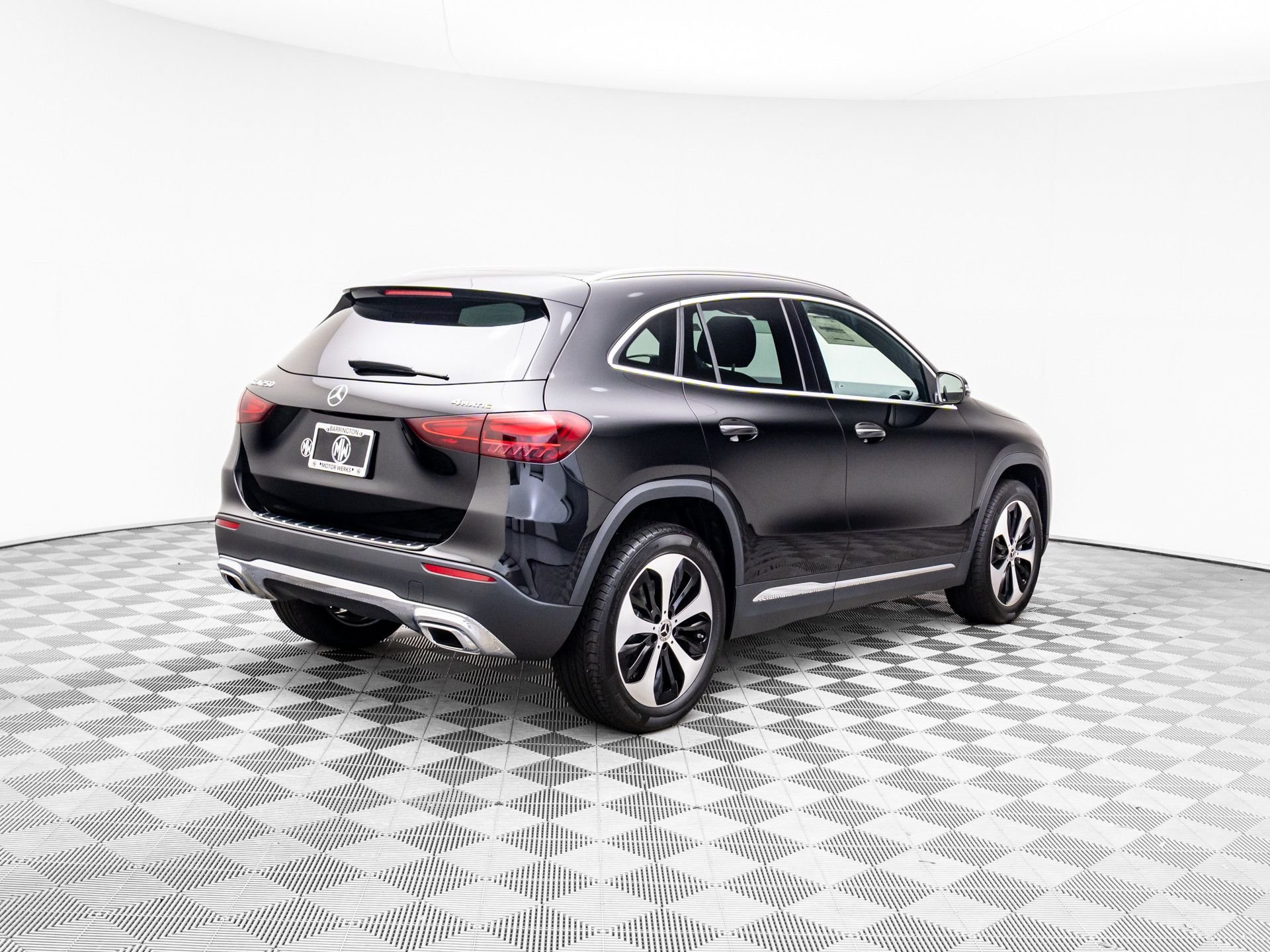 New 2026 Night Black Mercedes-Benz GLA 250 image 5