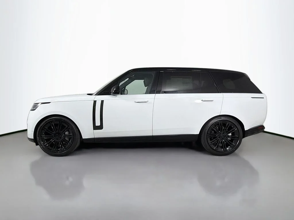New 2026 Fuji White Land Rover SE 7 Seats image 8