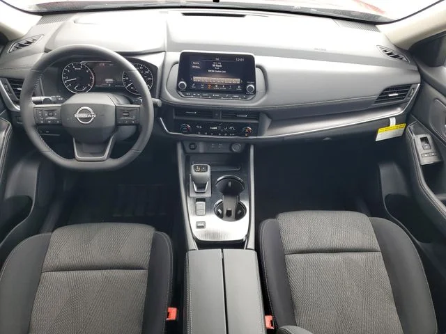 2026 Nissan Rogue SV - Photo 17