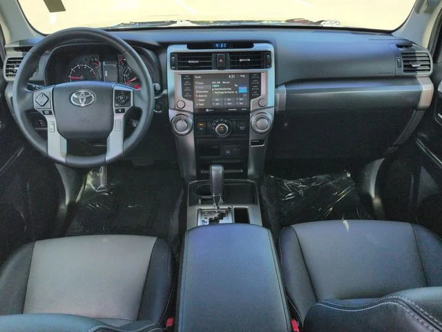 Used 2022 Black Toyota SR5 Premium image 15