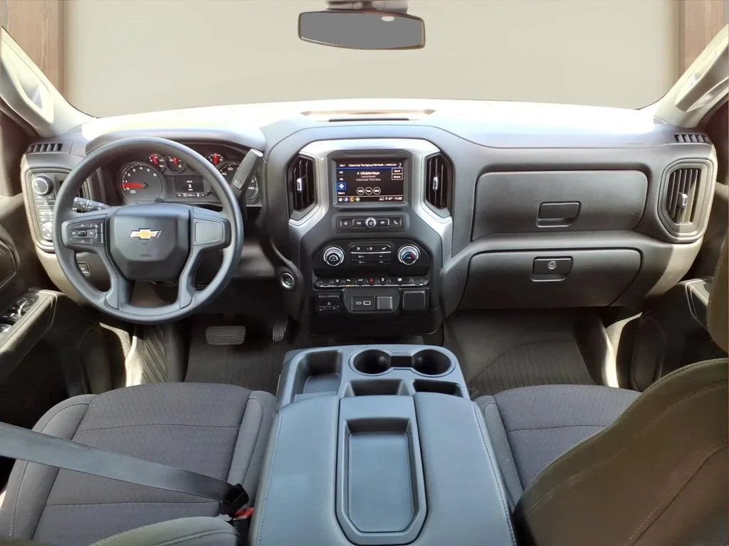 Used 2024 Summit White Chevrolet Custom image 24