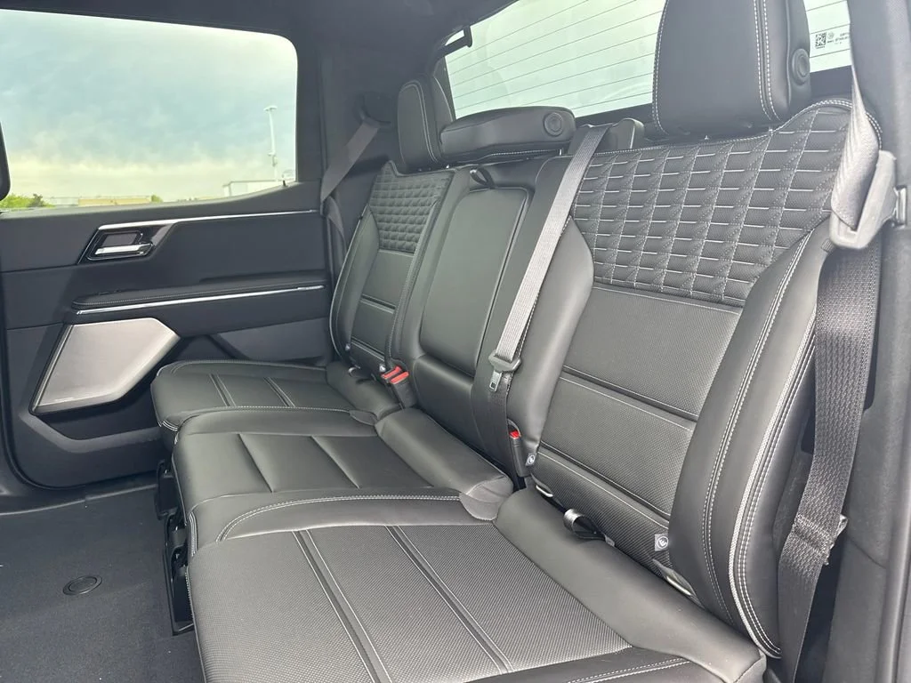 2025 GMC Sierra EV Denali - Photo 35