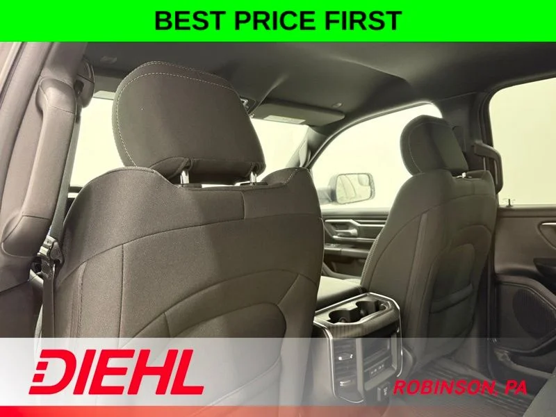 New 2026 Diamond Black Crystal Pearl-Coat Exterior Paint RAM Big Horn/Lone Star image 17