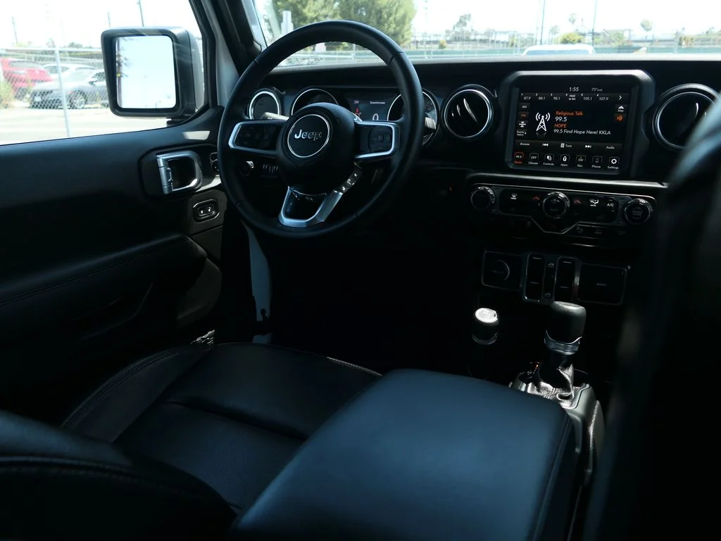 Used 2022 Bright White Clear Coat Jeep  image 23