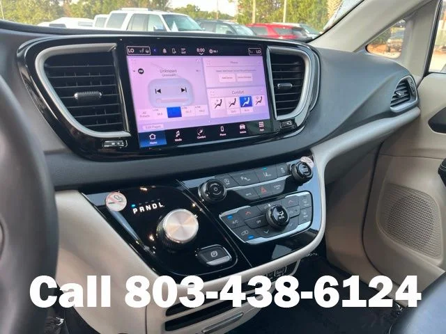 Used 2023 Gray Chrysler Touring L image 21