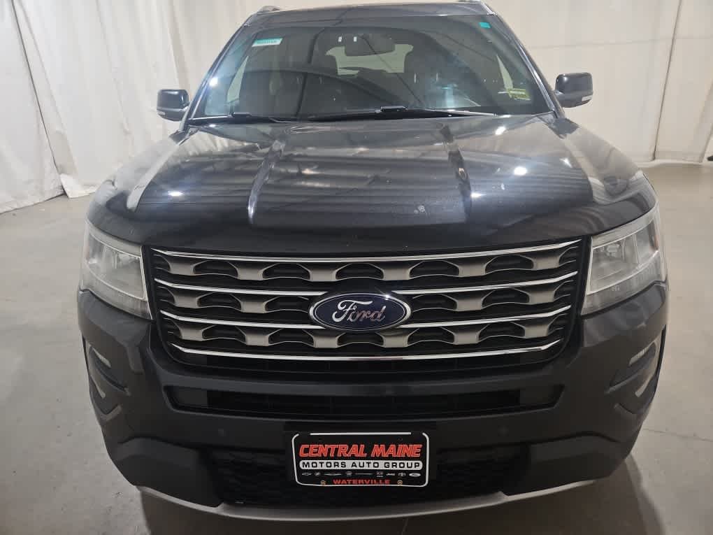 Used 2017 Smoked Quartz Metallic Tinted Clearcoat Ford XLT image 6