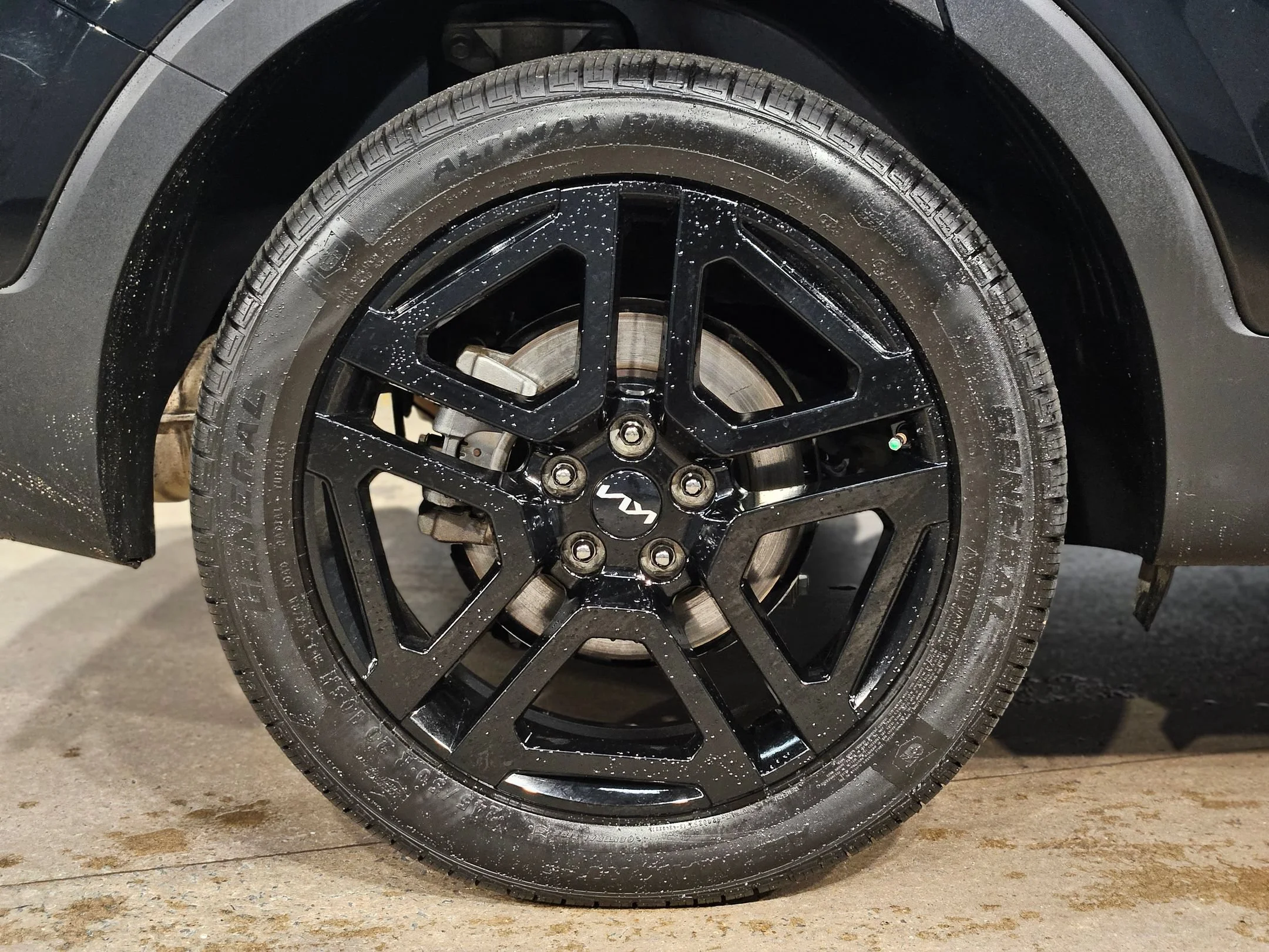 Used 2023 Ebony Black Kia SX X-Line image 17