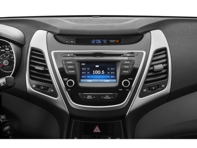 Used 2015 Geranium Red Hyundai SE image 13