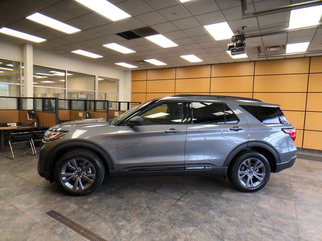 New 2026 Carbonized Gray Metallic Ford Active image 4
