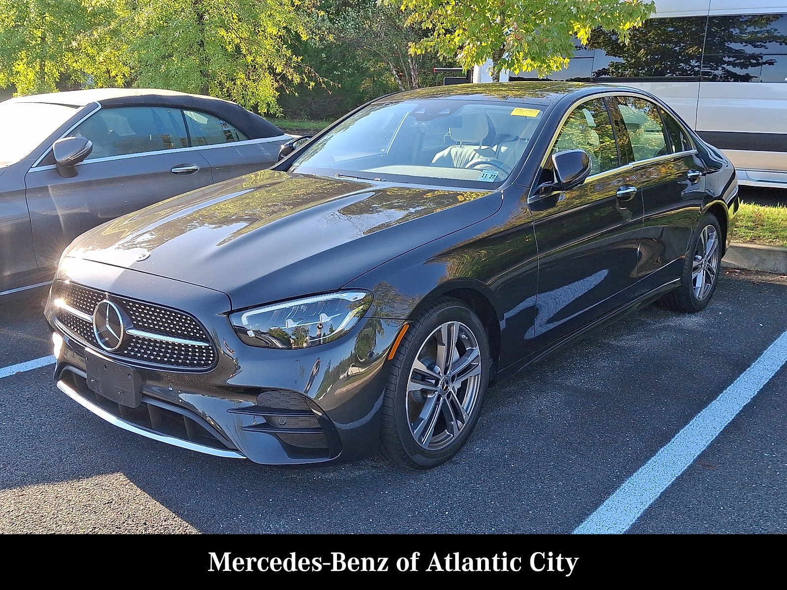 Used 2023 Graphite Gray Metallic Mercedes-Benz 4MATIC® image 3