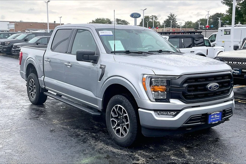 Used 2023 Silver Ford XLT image 34