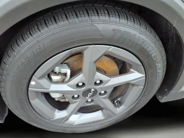 2025 Kia K4 LXS - Photo 7