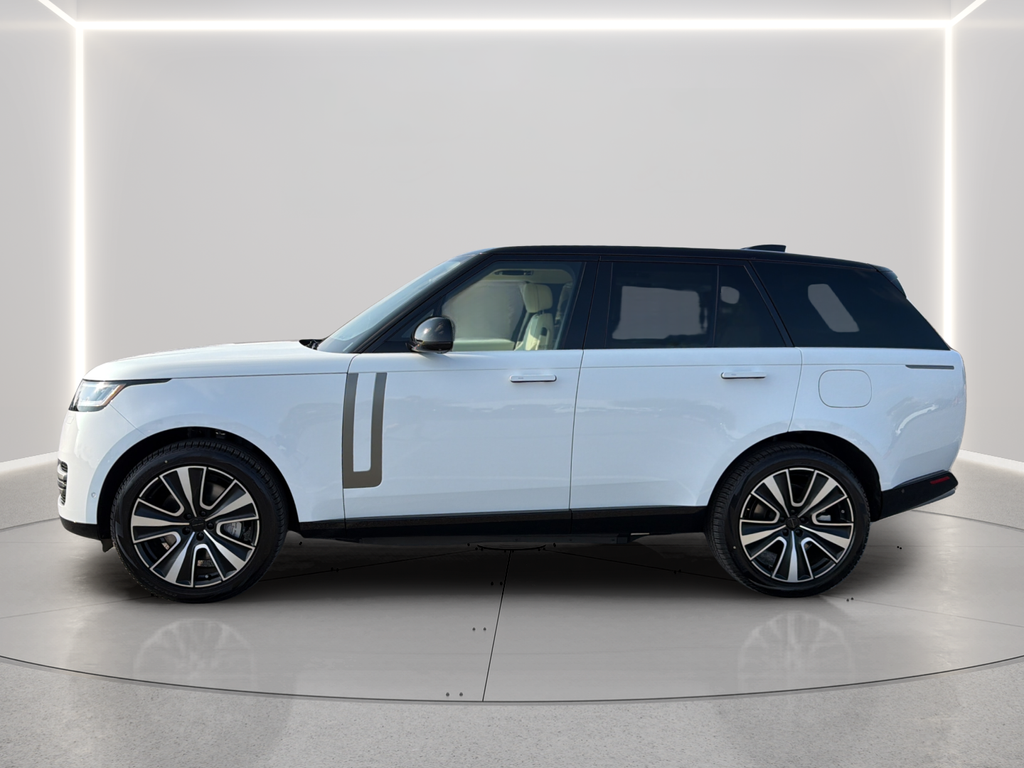 Used 2026 White Land Rover SE image 13