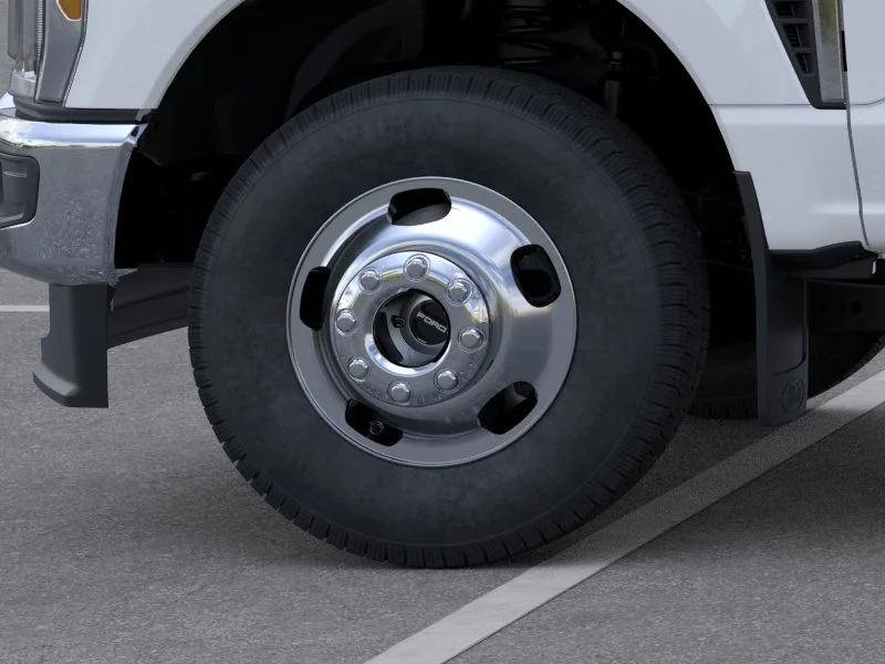New 2026 Oxford White Ford F-350® XLT image 44