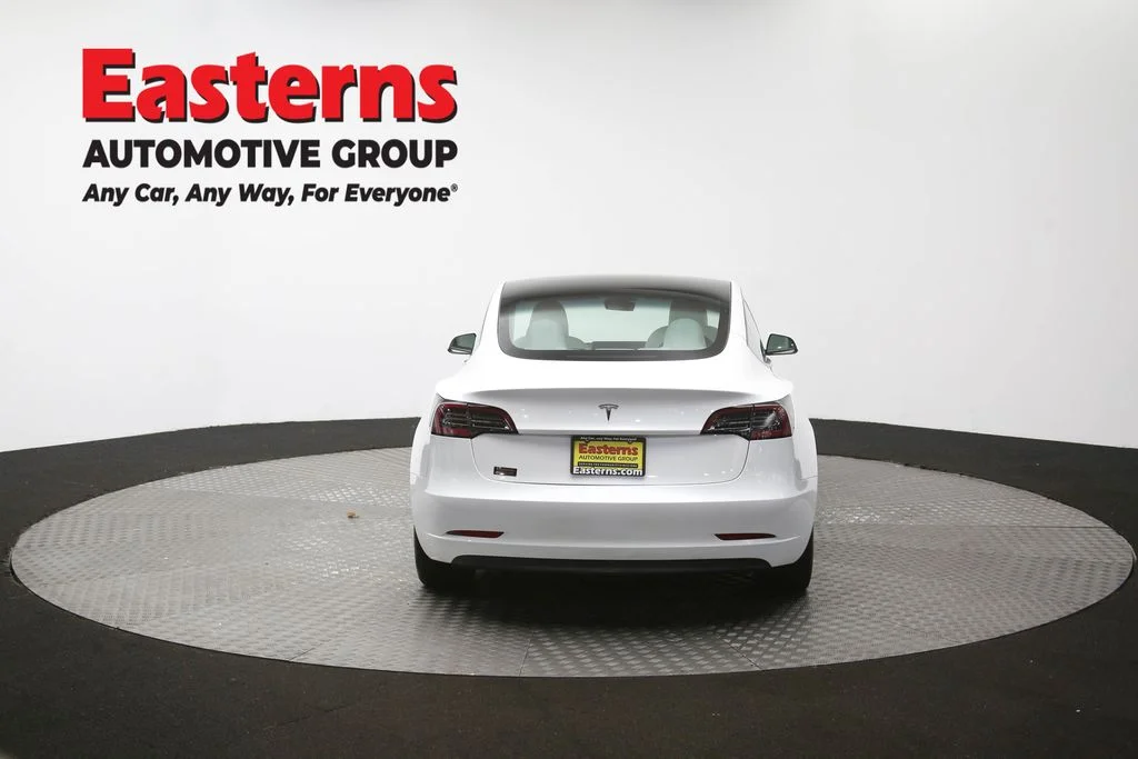 Used 2023 White Tesla Base image 31