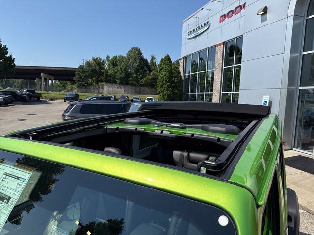 New 2025 Mojito Clear-Coat Exterior Paint Jeep Sport S image 41