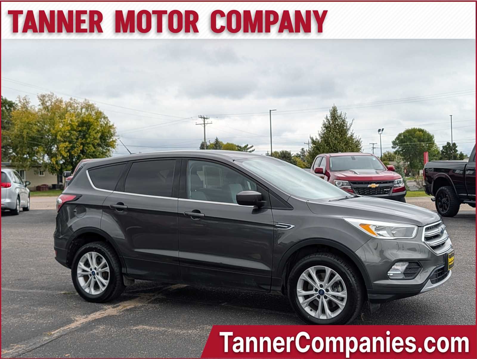 Gray (Magnetic Metallic) 2017 Ford Escape SUV / Crossover All-Wheel Drive