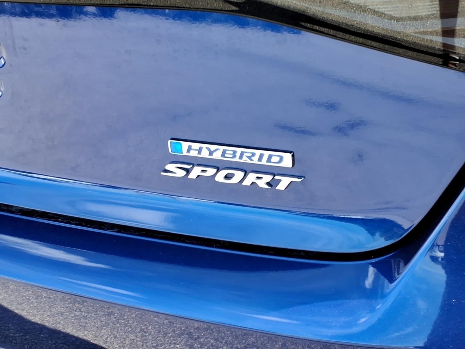 Used 2025  Honda Sport image 5