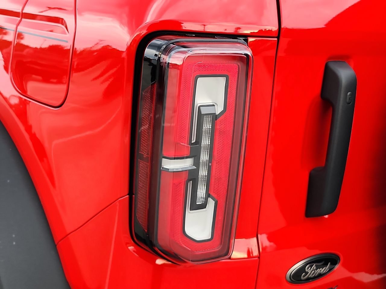 Used 2023 Race Red Ford Badlands image 7