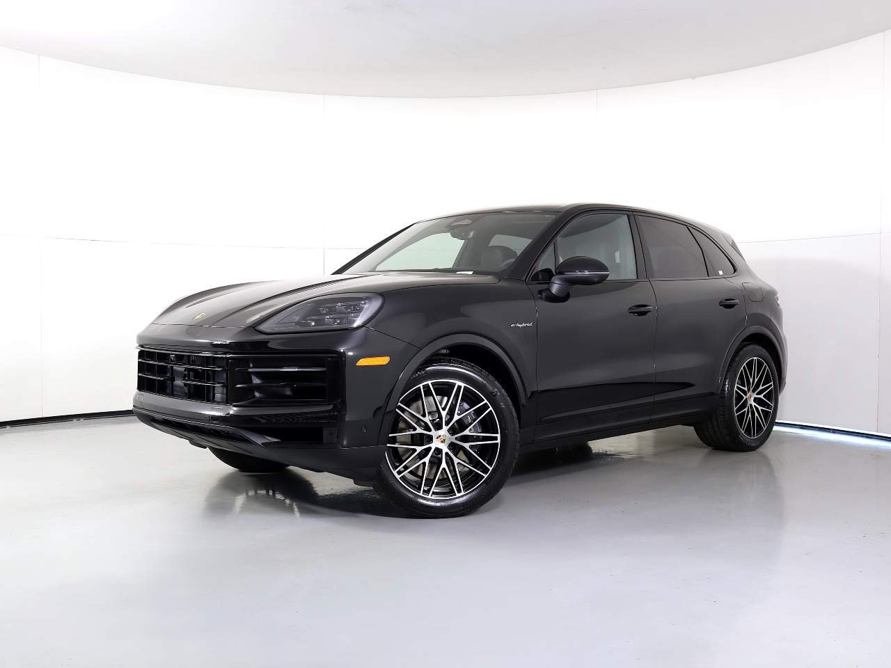 New 2026 Chromite Black Metallic Porsche E-Hybrid image 1