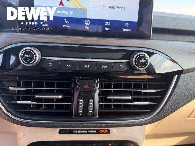 Used 2020 Magnetic Ford Titanium image 20