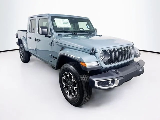 2026 Jeep Gladiator Sahara Auto's photo