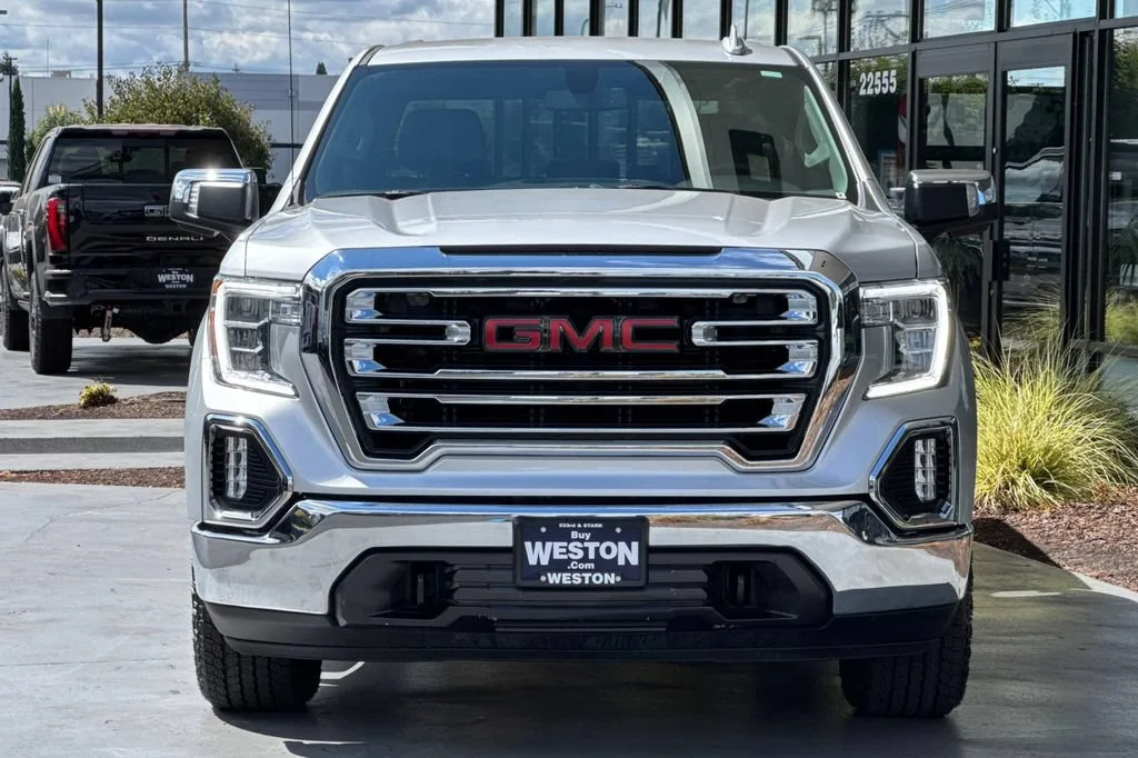 Used 2021 QUICKSILVER METALLIC GMC SLT image 9