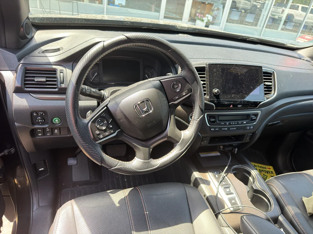 Certified Used 2022 Crystal Black Pearl Honda TrailSport image 8