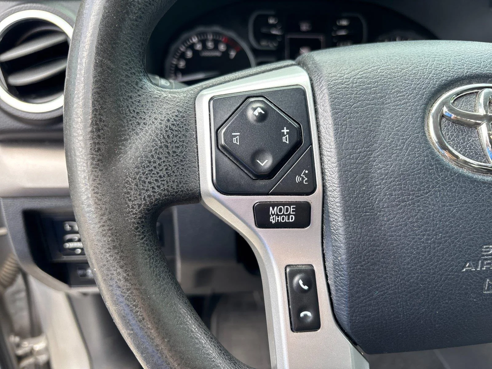 Used 2018 Silver Sky Metallic Toyota SR5 image 18
