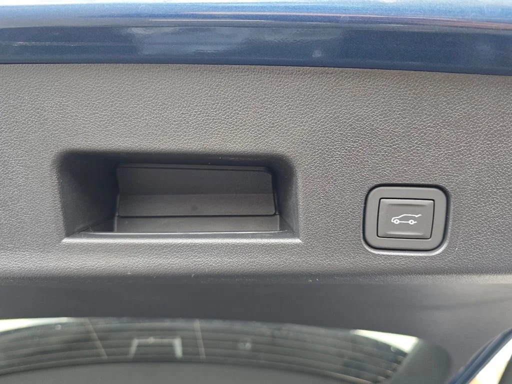 2026 GMC Acadia Denali - Photo 32