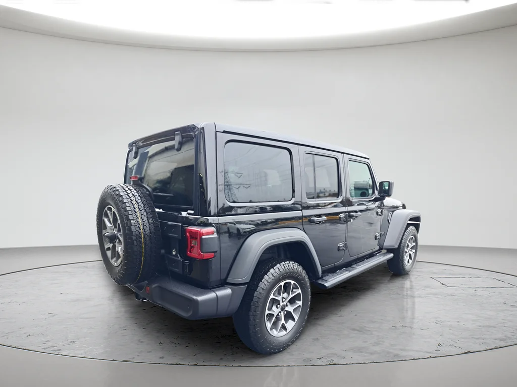 New 2026 Black Clear-Coat Exterior Paint Jeep Sport S image 3