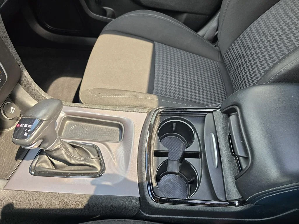 Used 2022 Pitch Black Clearcoat Dodge R/T image 18
