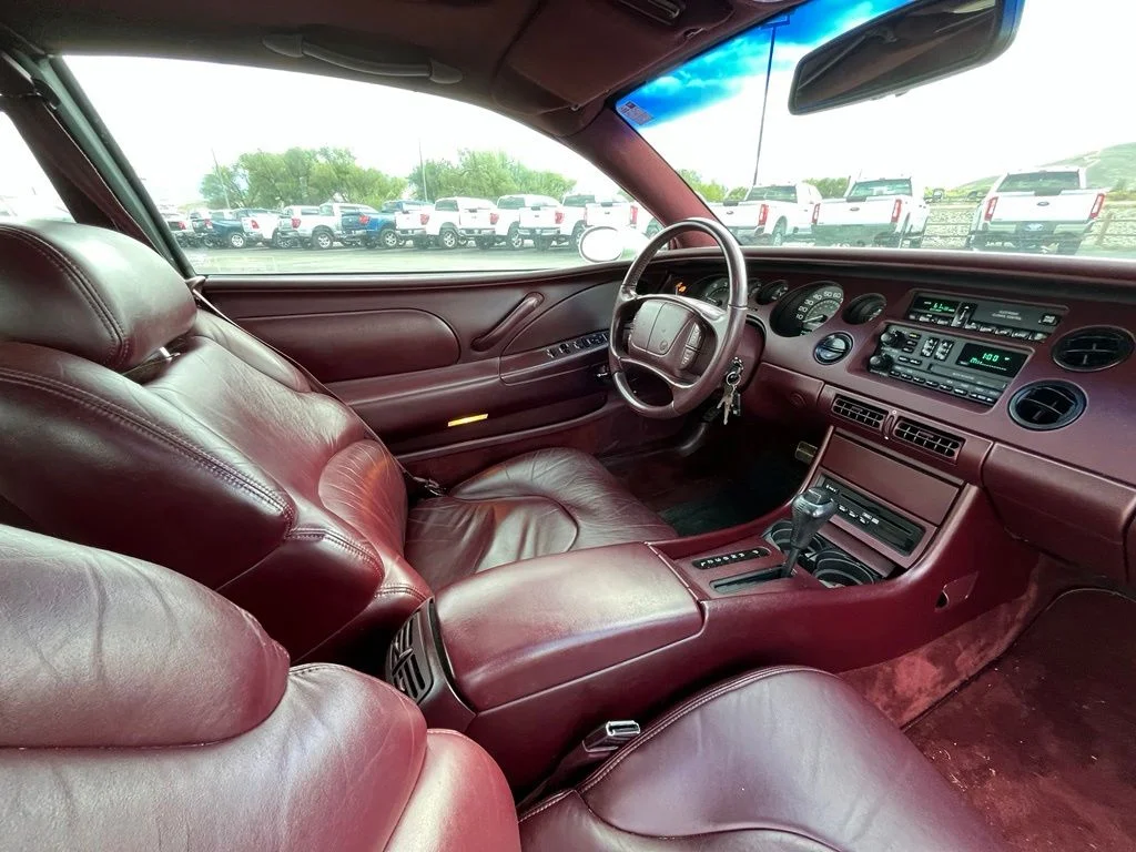 Used 1995 White Buick Base image 19