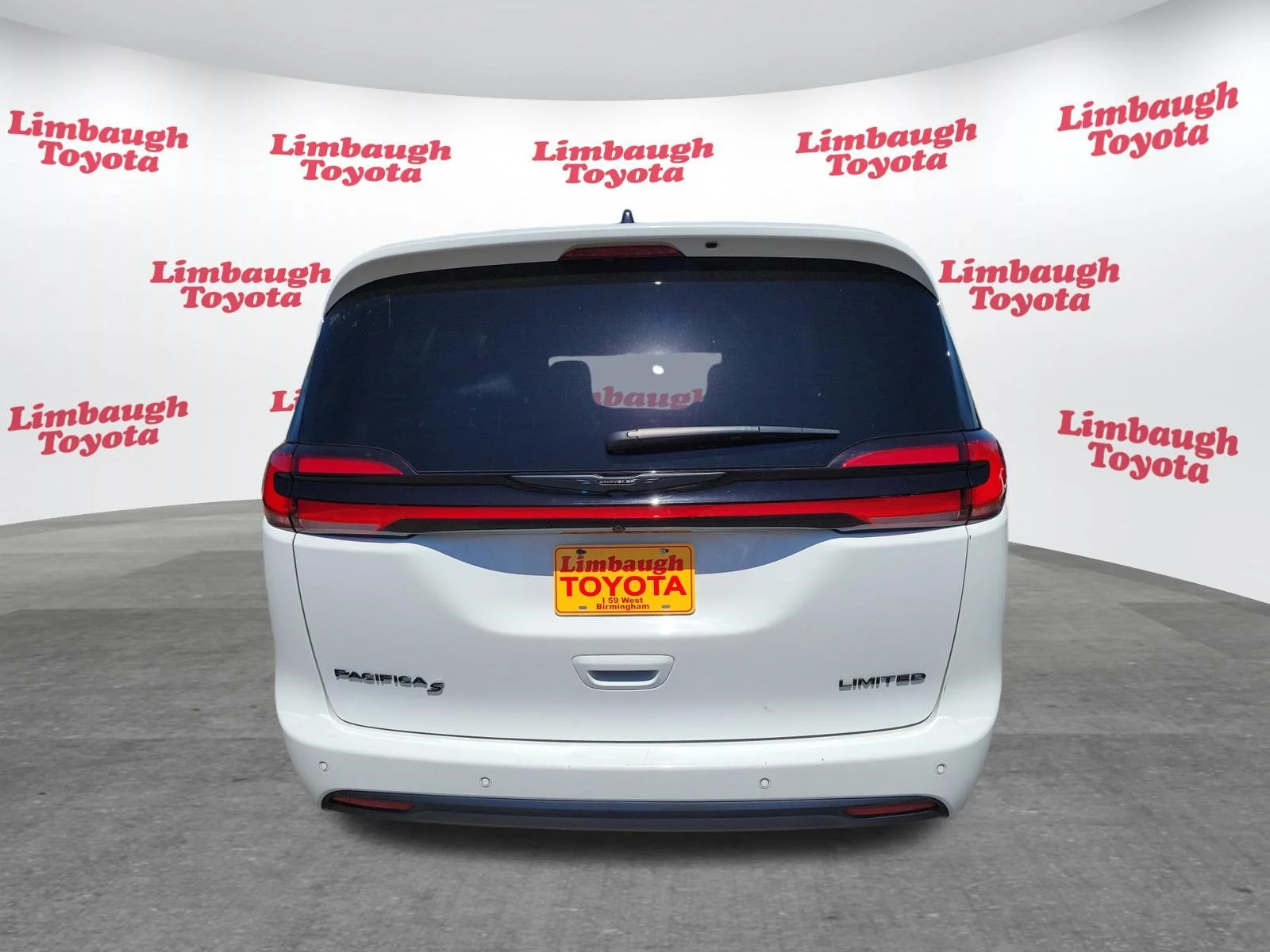 2025 Chrysler Pacifica Limited - Photo 29