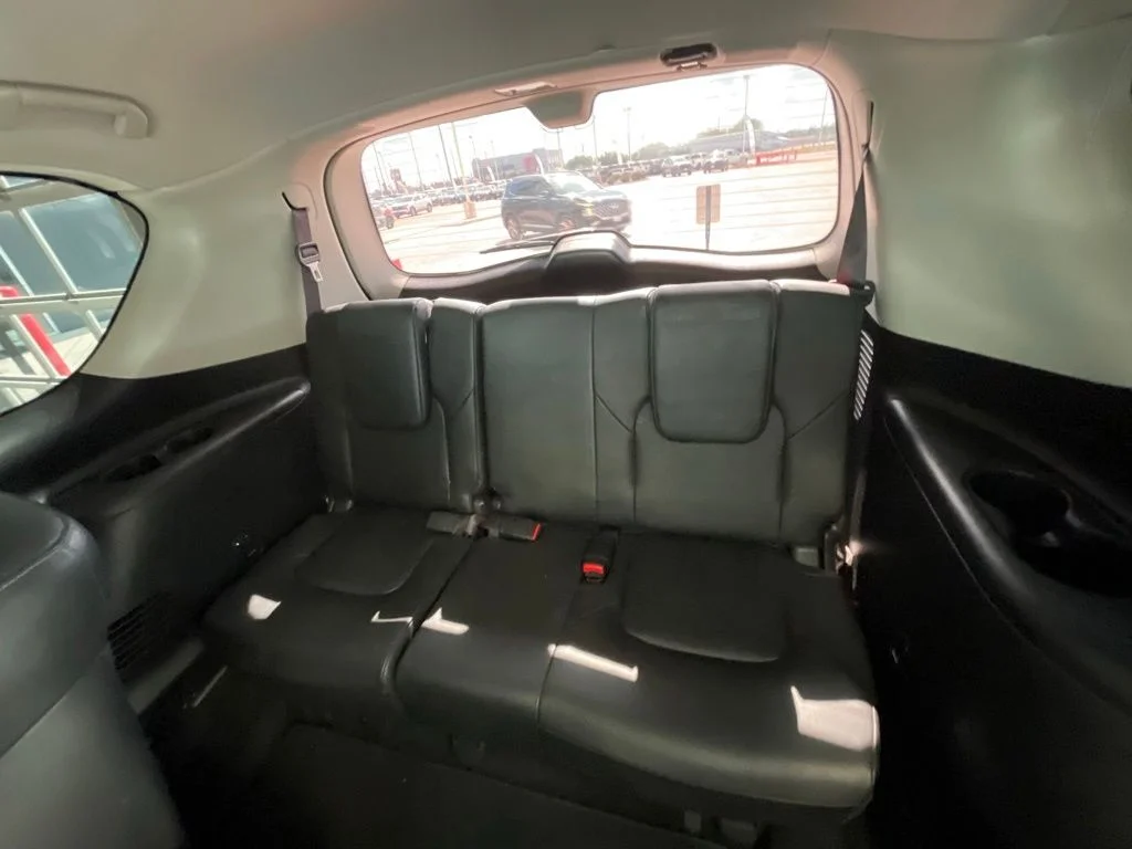 Used 2022 Beige INFINITI LUXE image 19