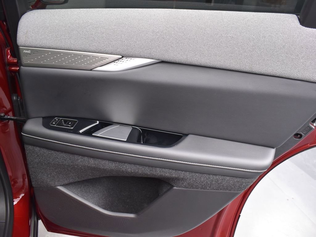 2025 CADILLAC OPTIQ - Image 34